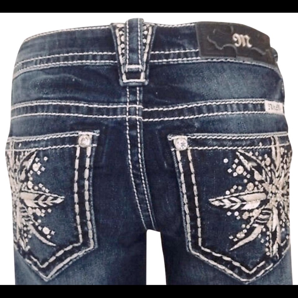 Miss Me Snowflake Straight Leg Dark Rinse Sz 27